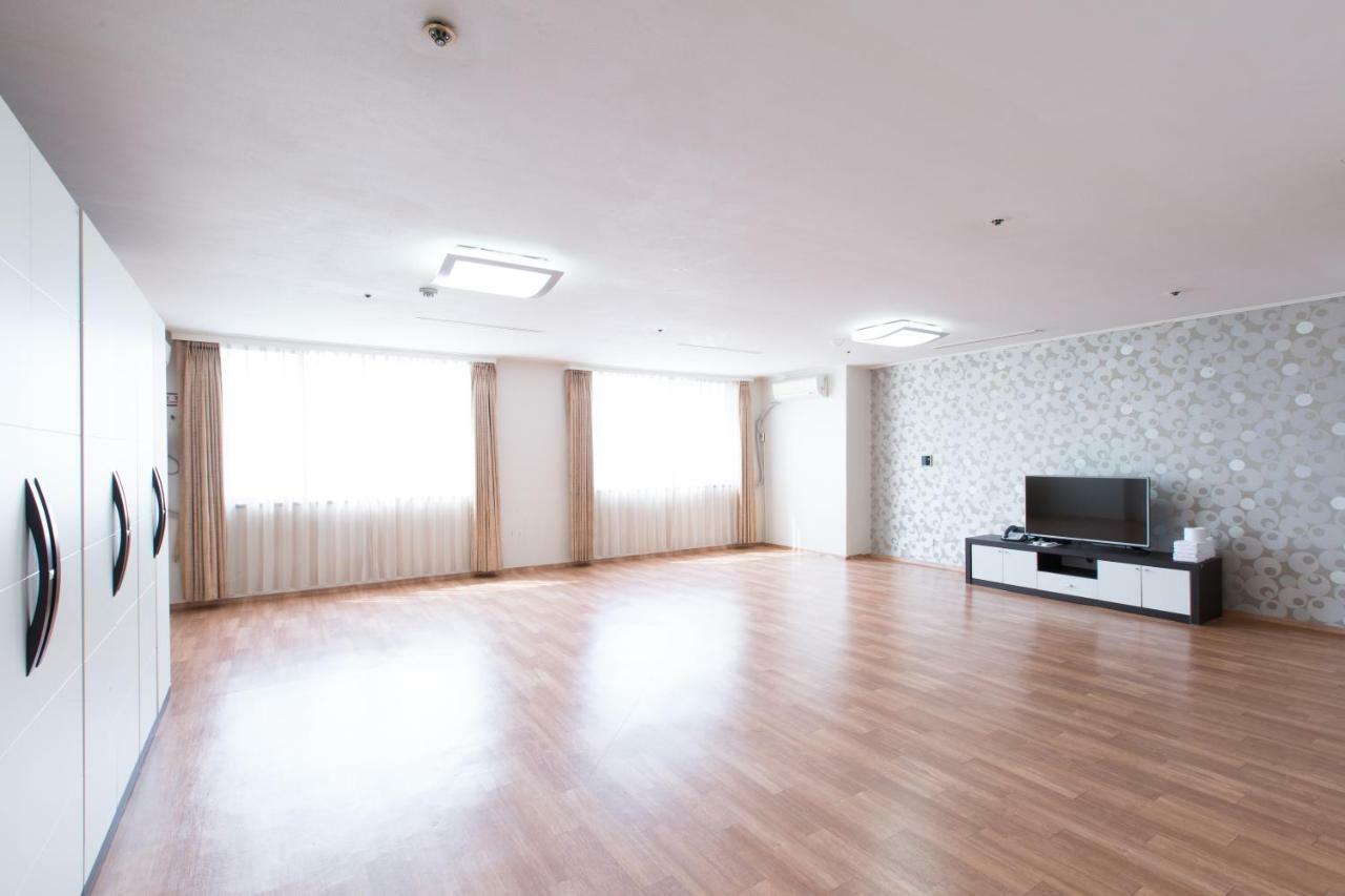 Glory Condo Dogo Asan Exterior photo